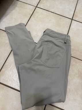 Lululemon ABC Pant Slim 30”